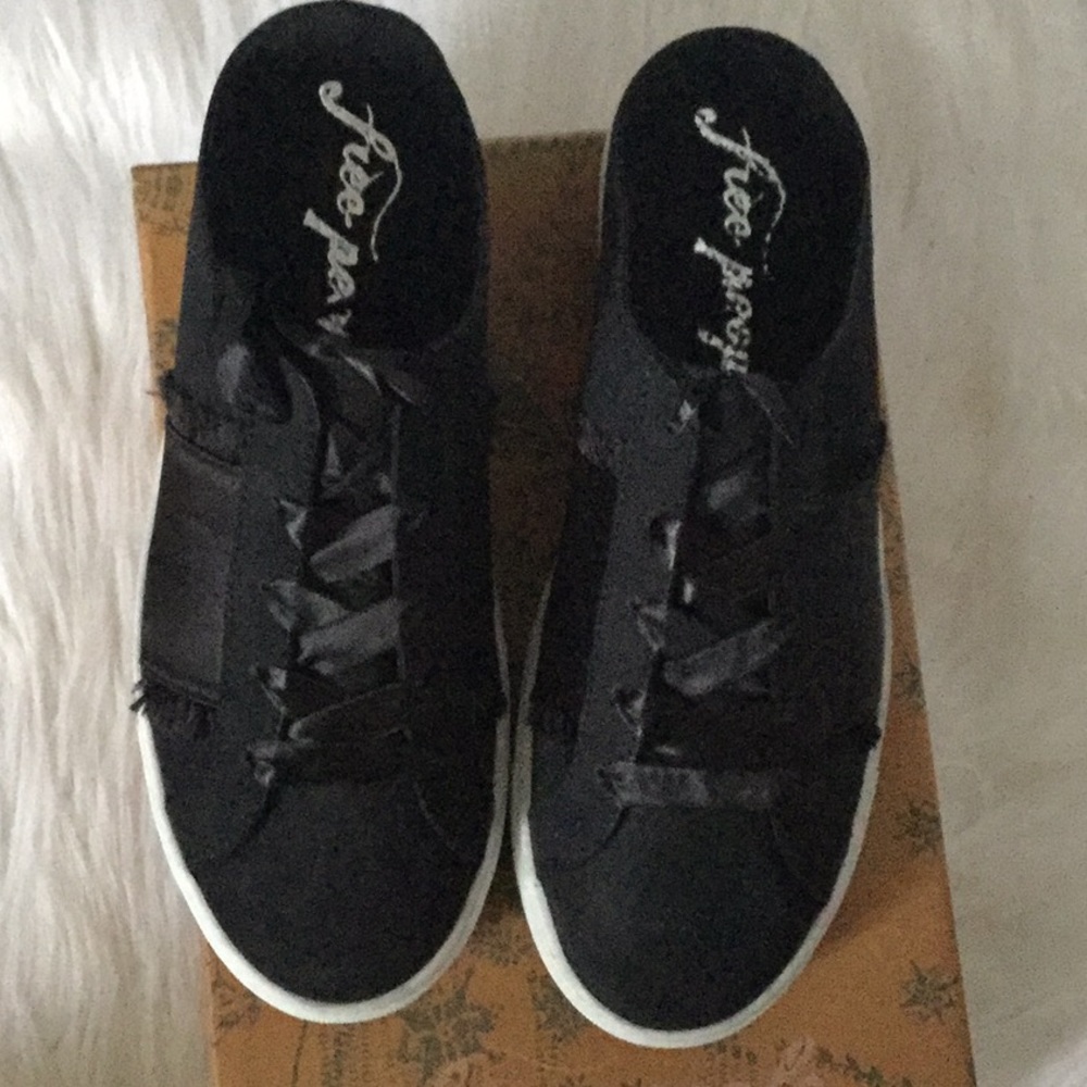 Free People Naples Distressed Suede Slide sneakers